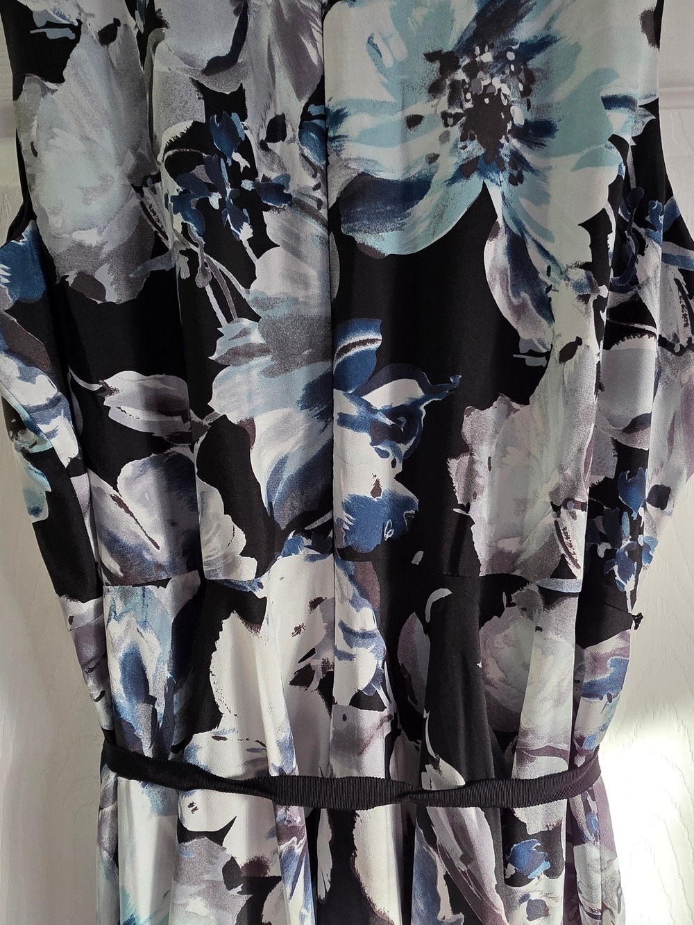 4/$67 Deal! Rickis Floral Black and Blue Sleeveless Women's Dress - Picture 10 of 14